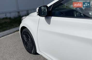 Седан Hyundai Elantra 2011 в 