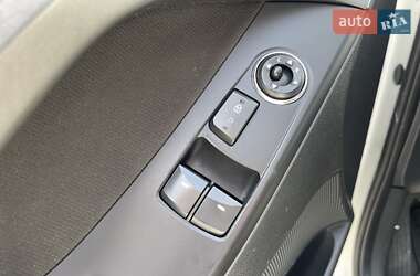 Седан Hyundai Elantra 2011 в 