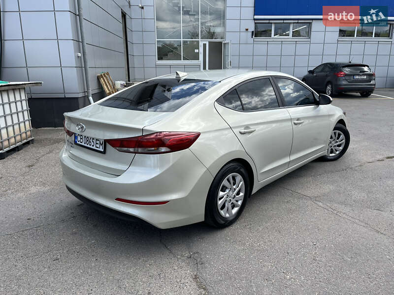 Седан Hyundai Elantra 2017 в Полтаве