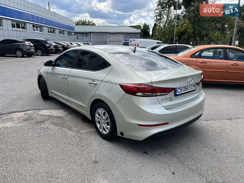 Седан Hyundai Elantra 2017 в Полтаве
