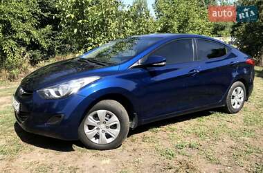 Седан Hyundai Elantra 2013 в 