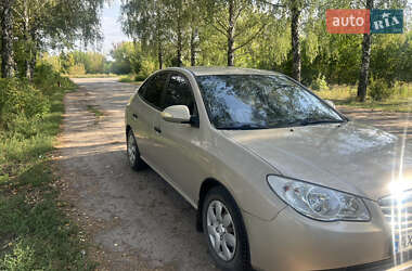 Седан Hyundai Elantra 2010 в 