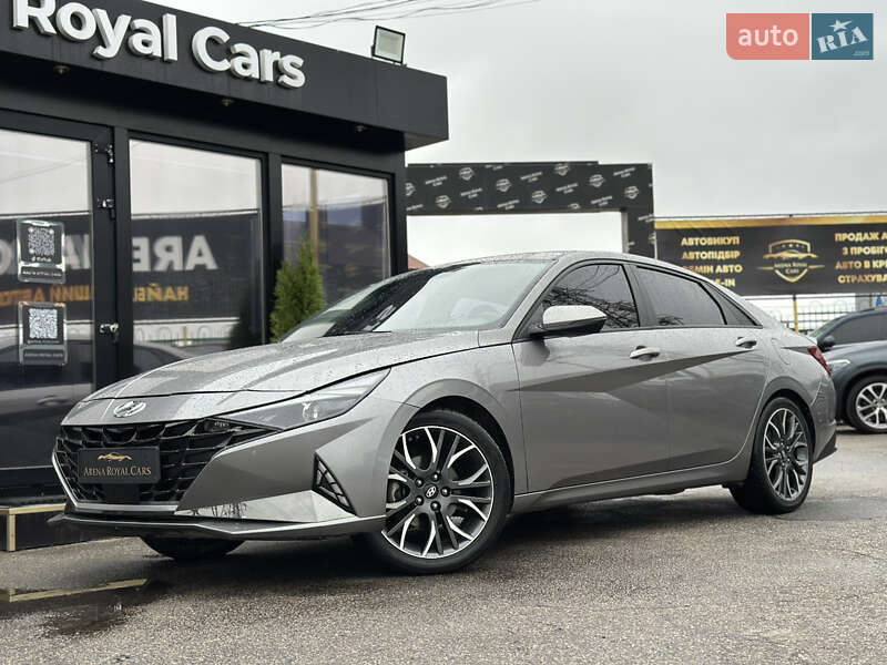 Hyundai Elantra 2021