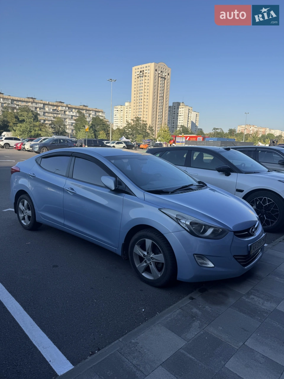 2012 Hyundai Elantra - мініатюра 27