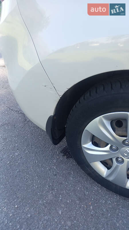 Седан Hyundai Elantra 2012 в Кременчуге