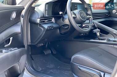 Седан Hyundai Elantra 2020 в 