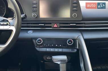 Седан Hyundai Elantra 2020 в 