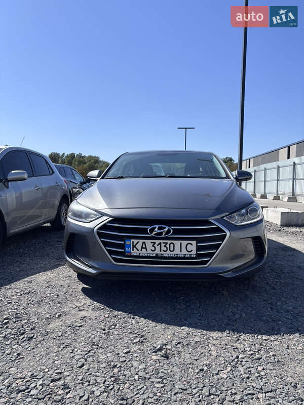Hyundai Elantra 2018