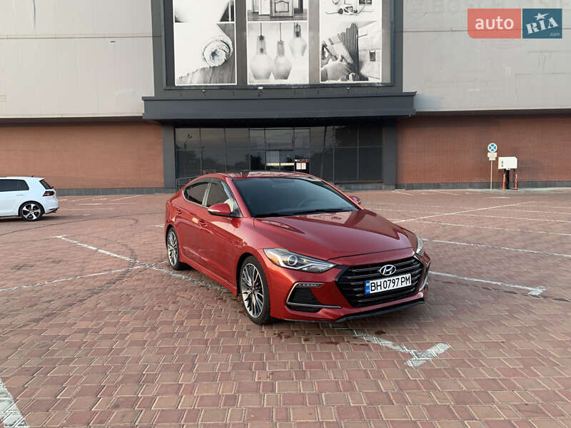Седан Hyundai Elantra 2017 в Одессе