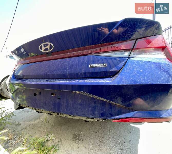 Седан Hyundai Elantra 2020 в Киеве