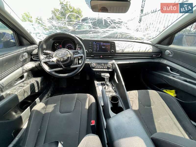 Седан Hyundai Elantra 2020 в Киеве