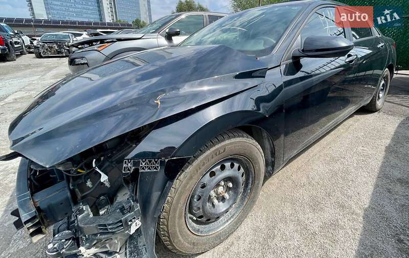 Седан Hyundai Elantra 2021 в Киеве фото 5 Седан Hyundai Elantra 2021 в Киеве