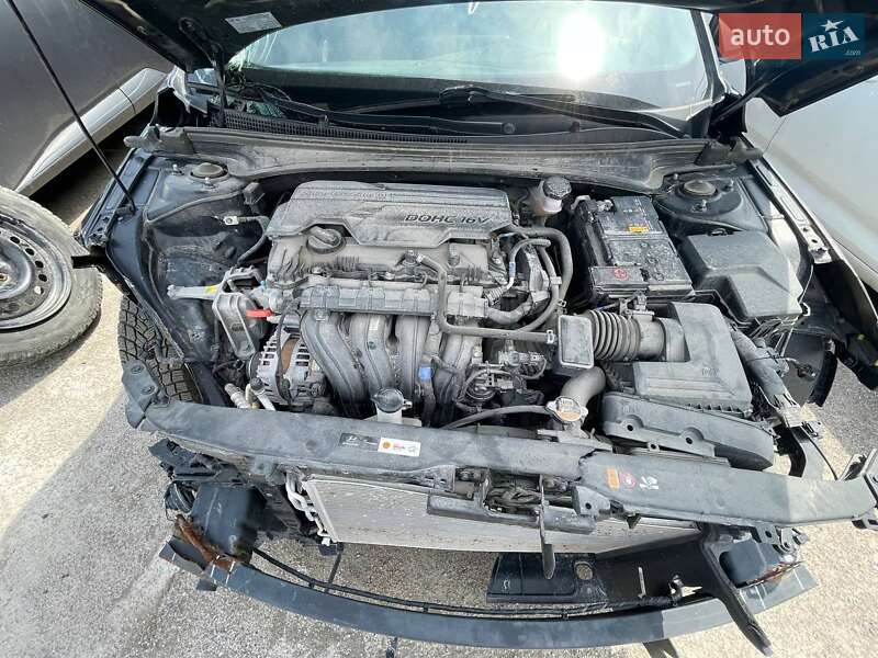 Седан Hyundai Elantra 2021 в Киеве фото 14 Седан Hyundai Elantra 2021 в Киеве