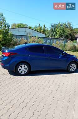 Седан Hyundai Elantra 2015 в Житомирі