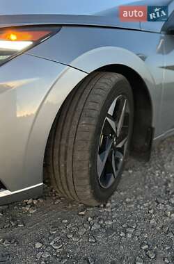 Седан Hyundai Elantra 2020 в Кривом Роге