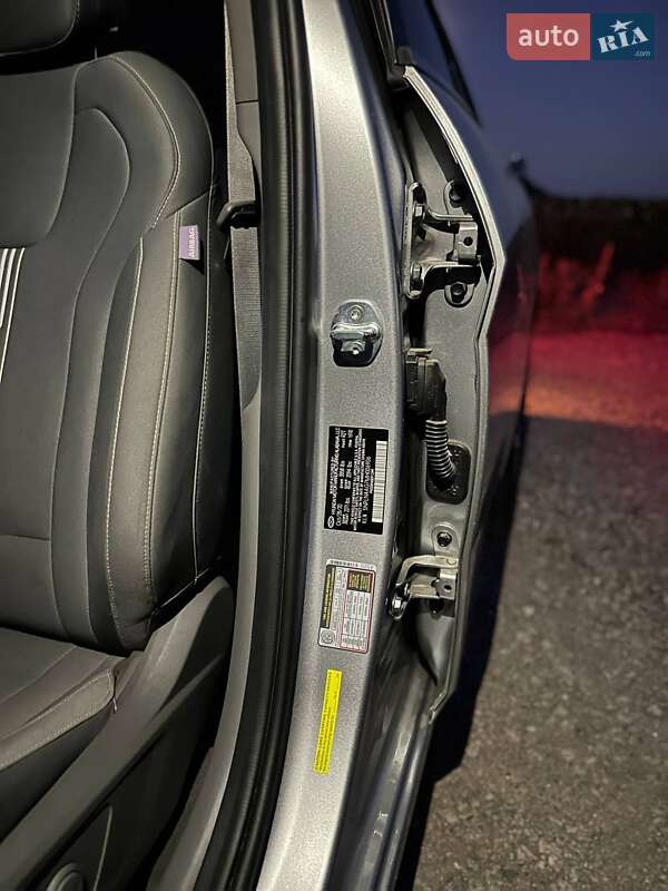 Седан Hyundai Elantra 2020 в Кривом Роге