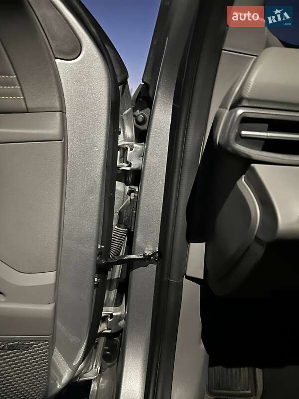 Седан Hyundai Elantra 2020 в Кривом Роге