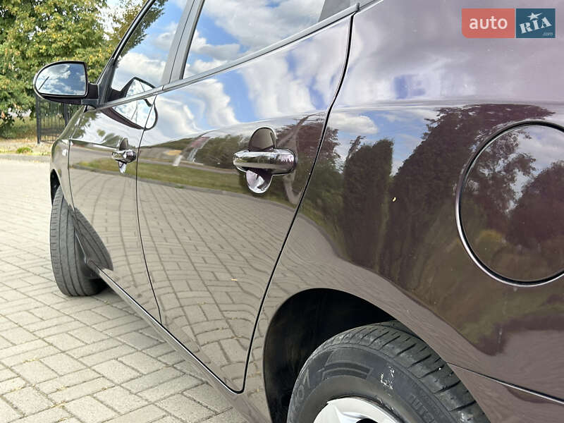 Седан Hyundai Elantra 2008 в Прилуках