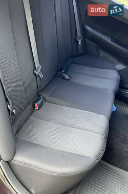 Седан Hyundai Elantra 2008 в  фото 20 Седан Hyundai Elantra 2008 в