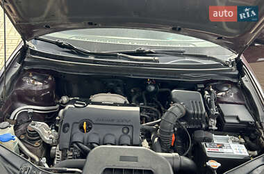 Седан Hyundai Elantra 2008 в  фото 24 Седан Hyundai Elantra 2008 в