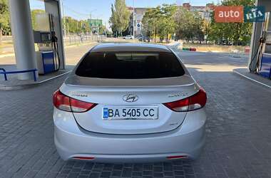 Седан Hyundai Elantra 2012 в 