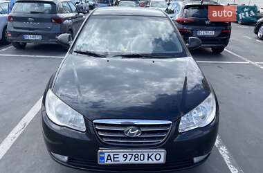 Седан Hyundai Elantra 2008 в Львове