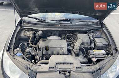 Седан Hyundai Elantra 2008 в  фото 8 Седан Hyundai Elantra 2008 в