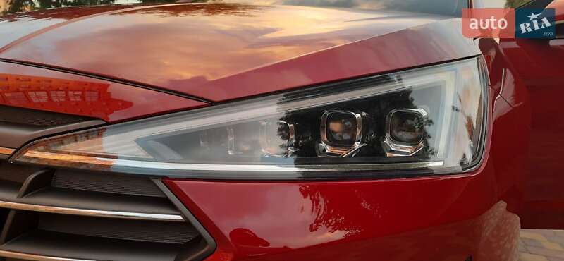 Седан Hyundai Elantra 2020 в Виннице