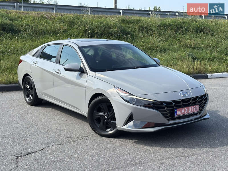 Седан Hyundai Elantra 2021 в Киеве