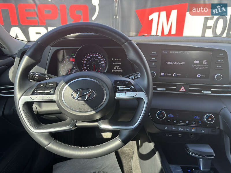 Седан Hyundai Elantra 2021 в Киеве
