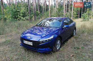 Седан Hyundai Elantra 2021 в 