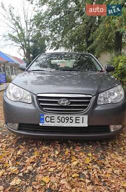 Седан Hyundai Elantra 2008 в Глыбокой