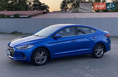 Седан Hyundai Elantra 2016 в 