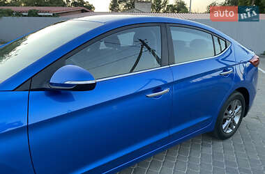 Седан Hyundai Elantra 2016 в 