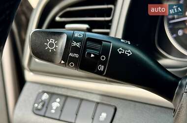 Седан Hyundai Elantra 2020 в 
