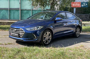 Седан Hyundai Elantra 2016 в 
