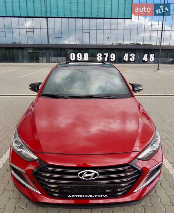 Седан Hyundai Elantra 2018 в Львове