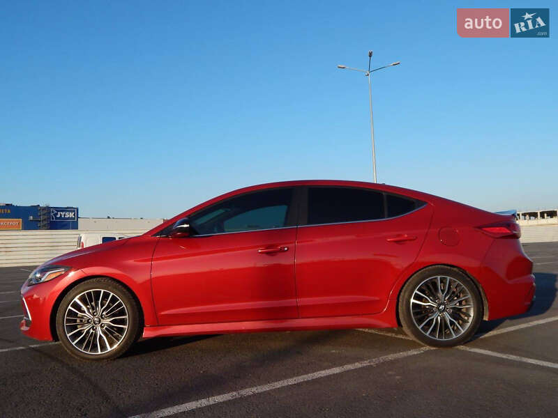 Седан Hyundai Elantra 2018 в Львове