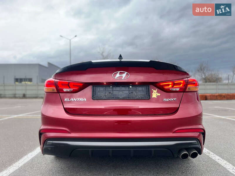 Седан Hyundai Elantra 2018 в Львове