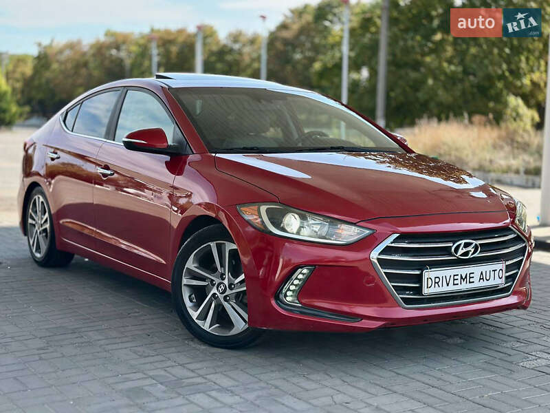 Седан Hyundai Elantra 2016 в Днепре
