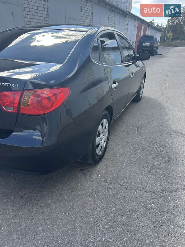Седан Hyundai Elantra 2008 в Харькове