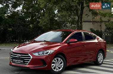 Седан Hyundai Elantra 2017 в Николаеве
