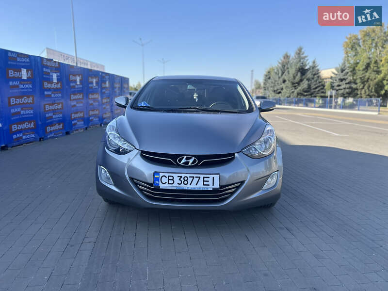 Седан Hyundai Elantra 2011 в Прилуках