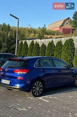 Хэтчбек Hyundai Elantra 2019 в 