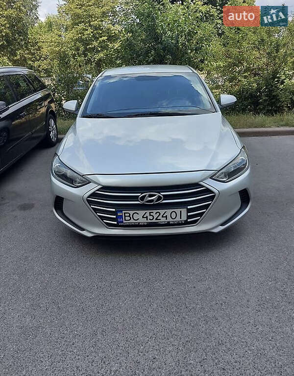 Седан Hyundai Elantra 2018 в Ковеле