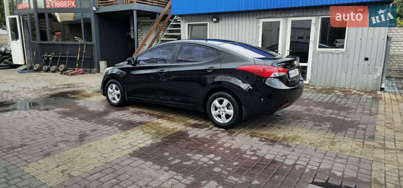 Седан Hyundai Elantra 2013 в Знаменке фото 16 Седан Hyundai Elantra 2013 в Знаменке