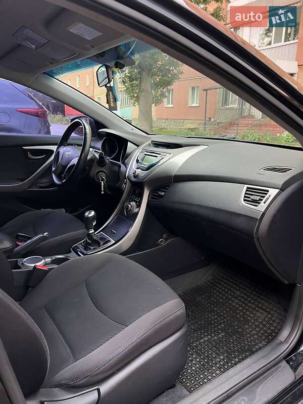 Седан Hyundai Elantra 2013 в Знаменке фото 37 Седан Hyundai Elantra 2013 в Знаменке