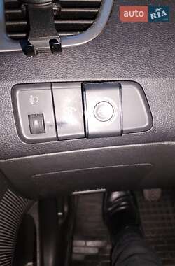 Седан Hyundai Elantra 2011 в 