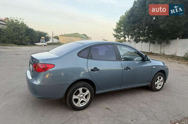 Седан Hyundai Elantra 2008 в 