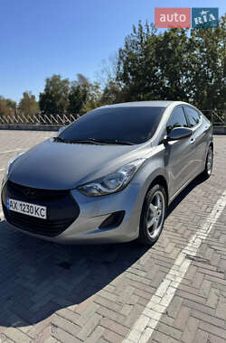 Седан Hyundai Elantra 2011 в Харькове